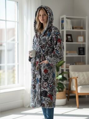 Vera Bradley Star Wars Plush Fleece Robe L/XL Hooded Floral Cozy